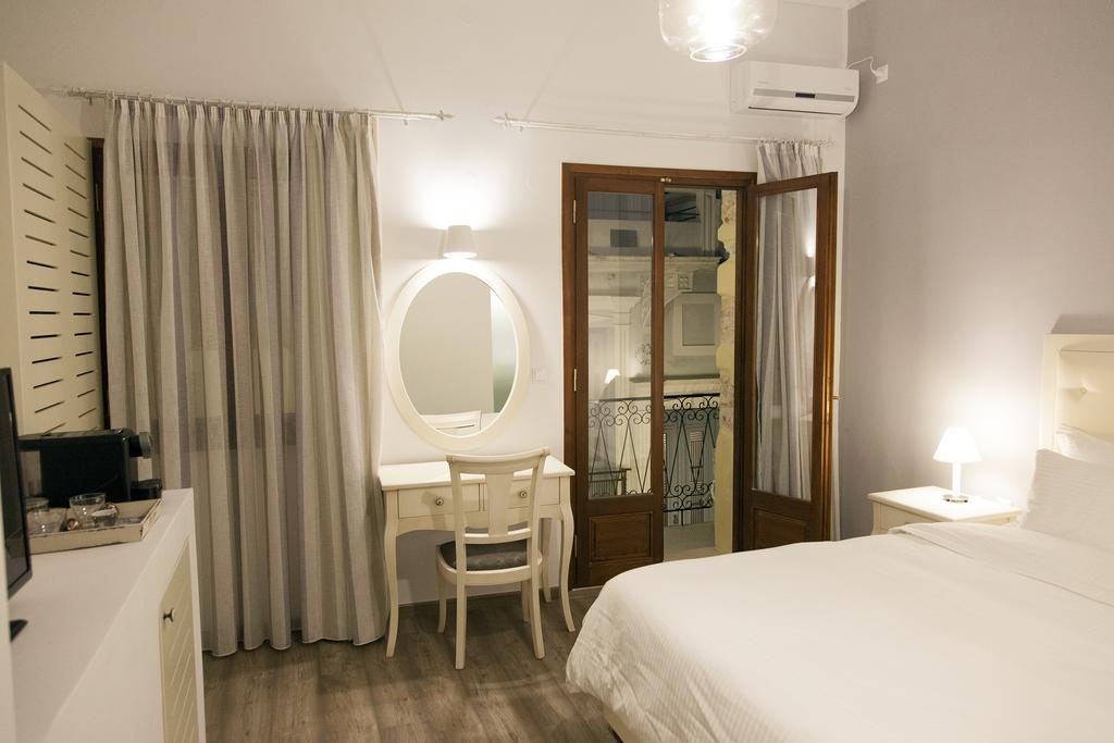 Shalom Luxury Rooms Kondilaki Chania  Phòng bức ảnh