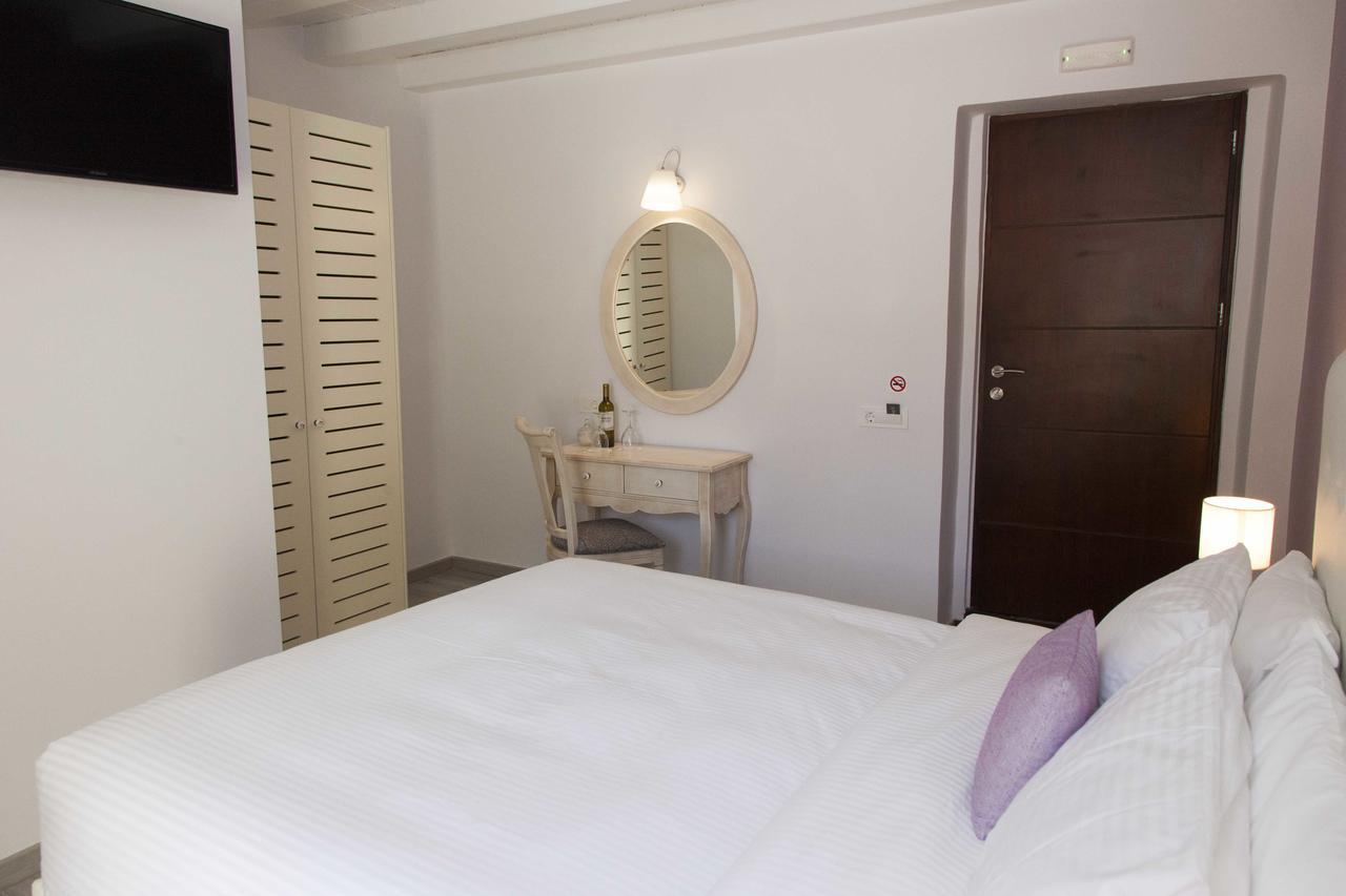 Shalom Luxury Rooms Kondilaki Chania  Ngoại thất bức ảnh